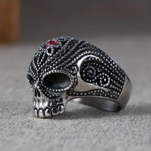 Skull Ring - Red Gem Lotus